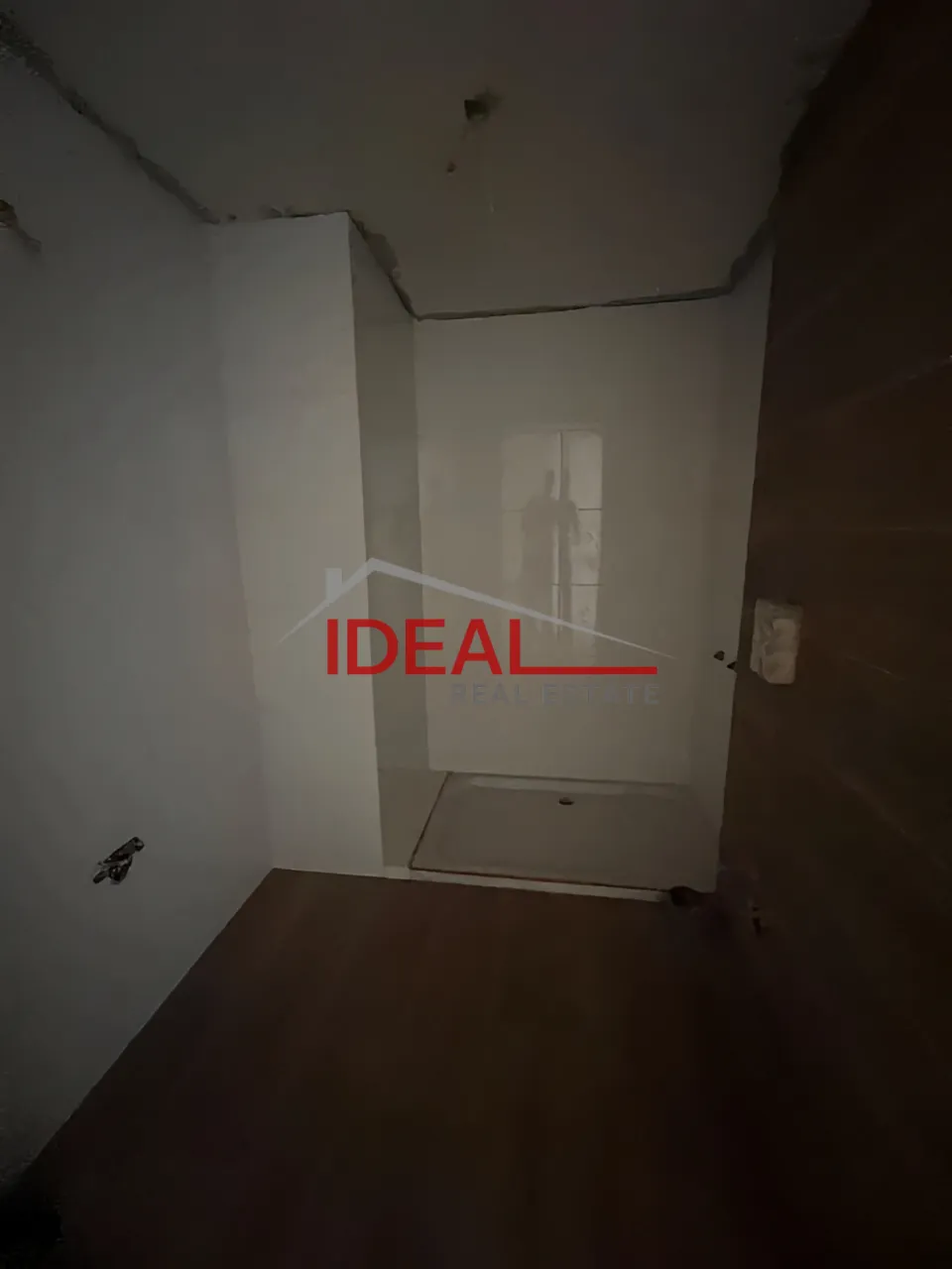 Apartment for sale in Haret Sakher