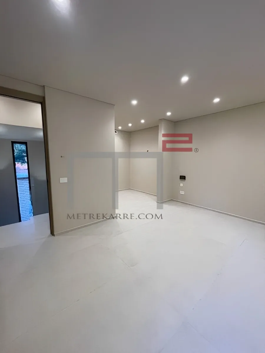 Villa for sale in Baabdat