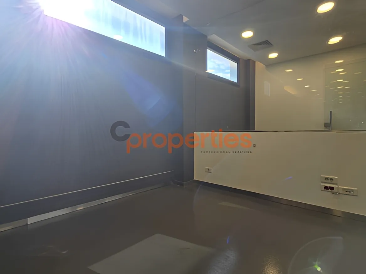 Office for Rent in Forn El Chebbak
