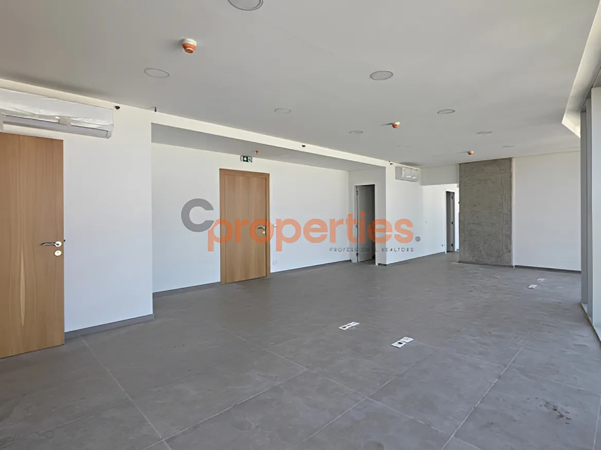 Office for Rent in Horch Tabet