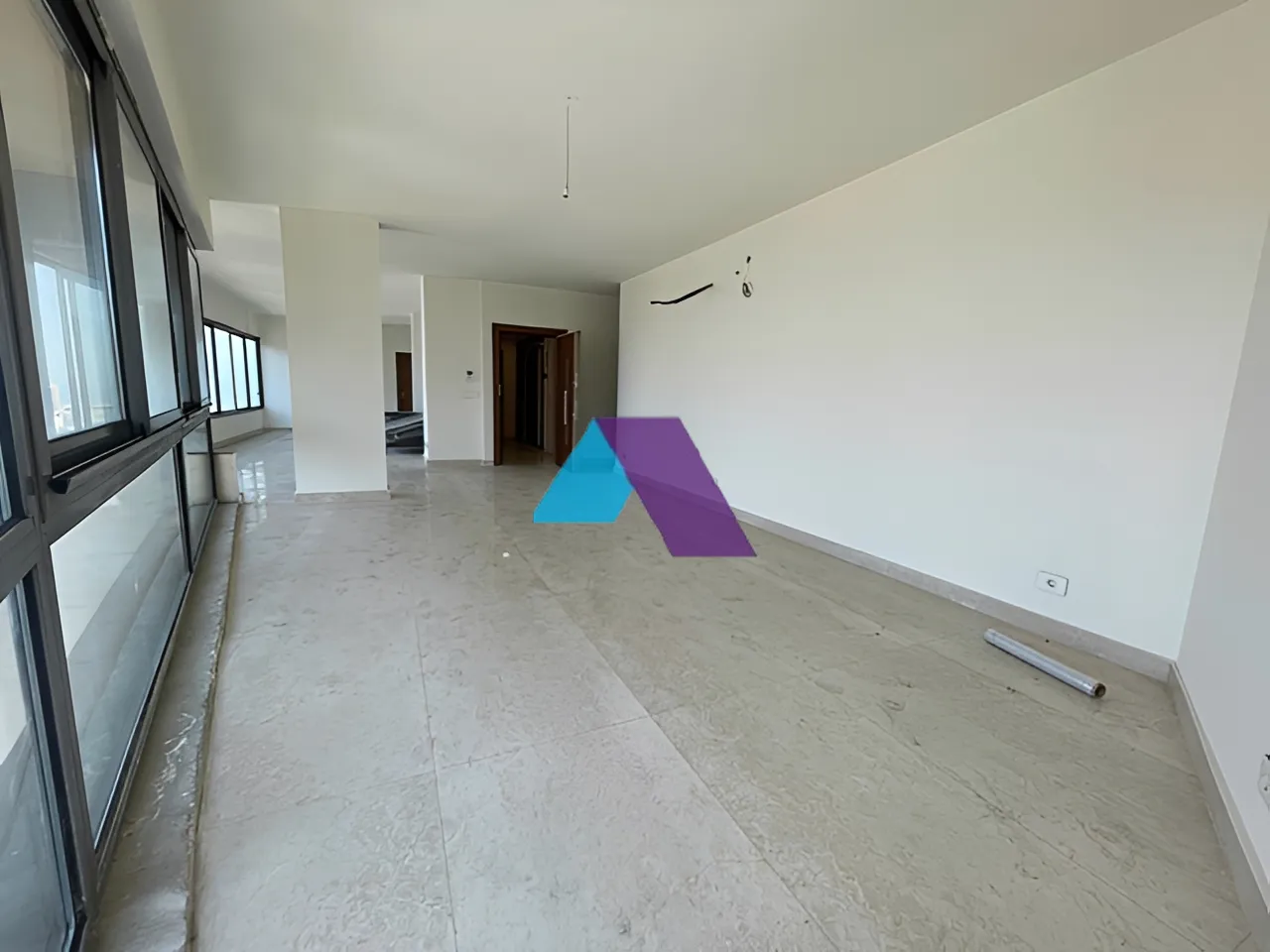 Apartment for Sale in Achrafieh - 3 bed, 5 bath