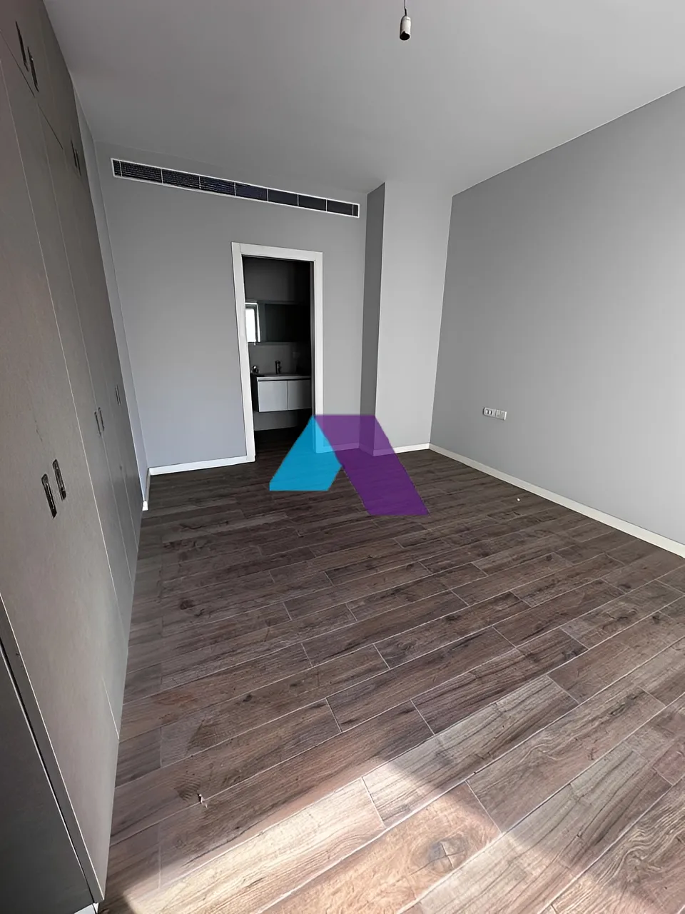 Apartment for Sale in Clemenceau