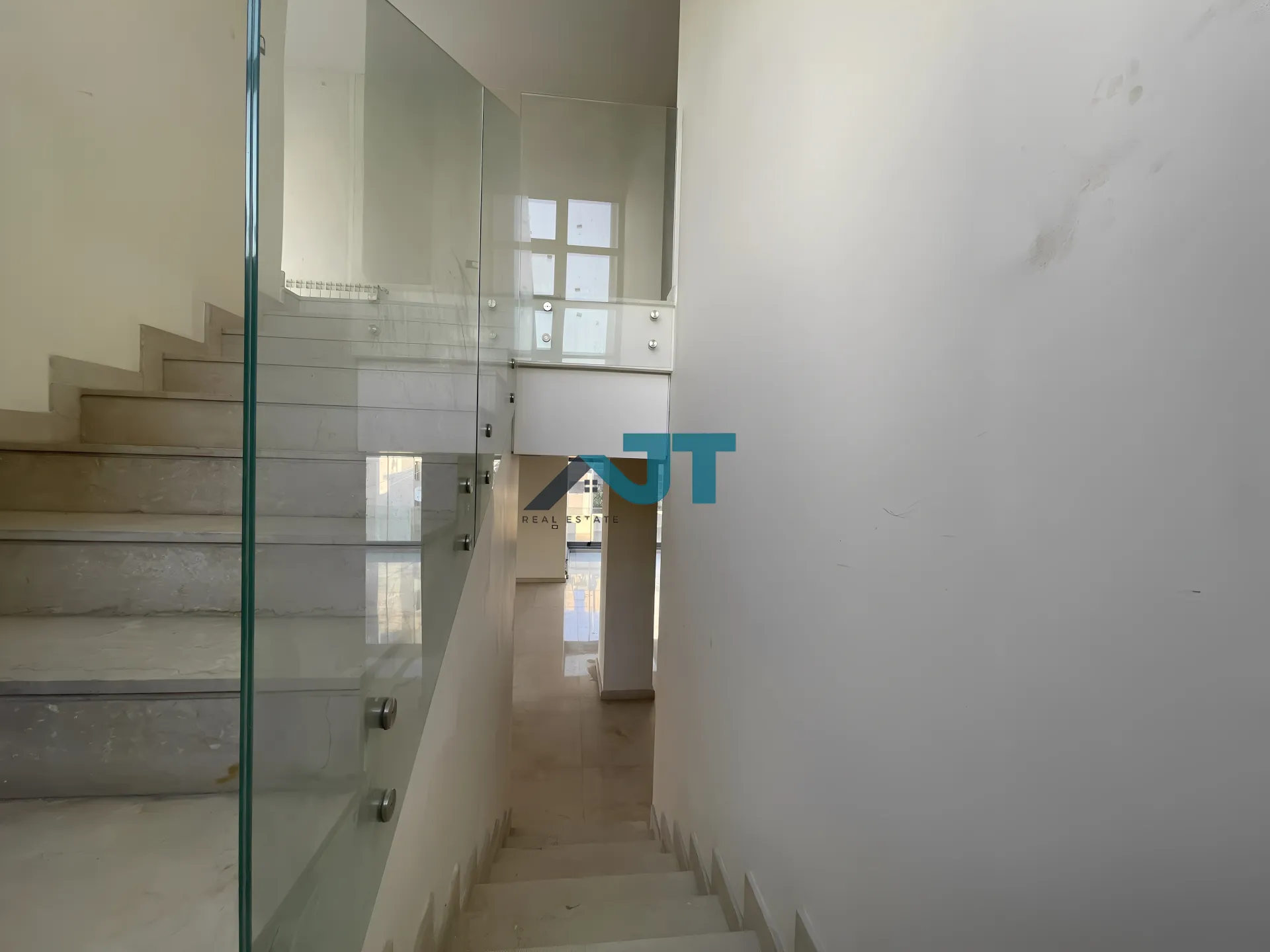 Apartment for Rent in Sioufi