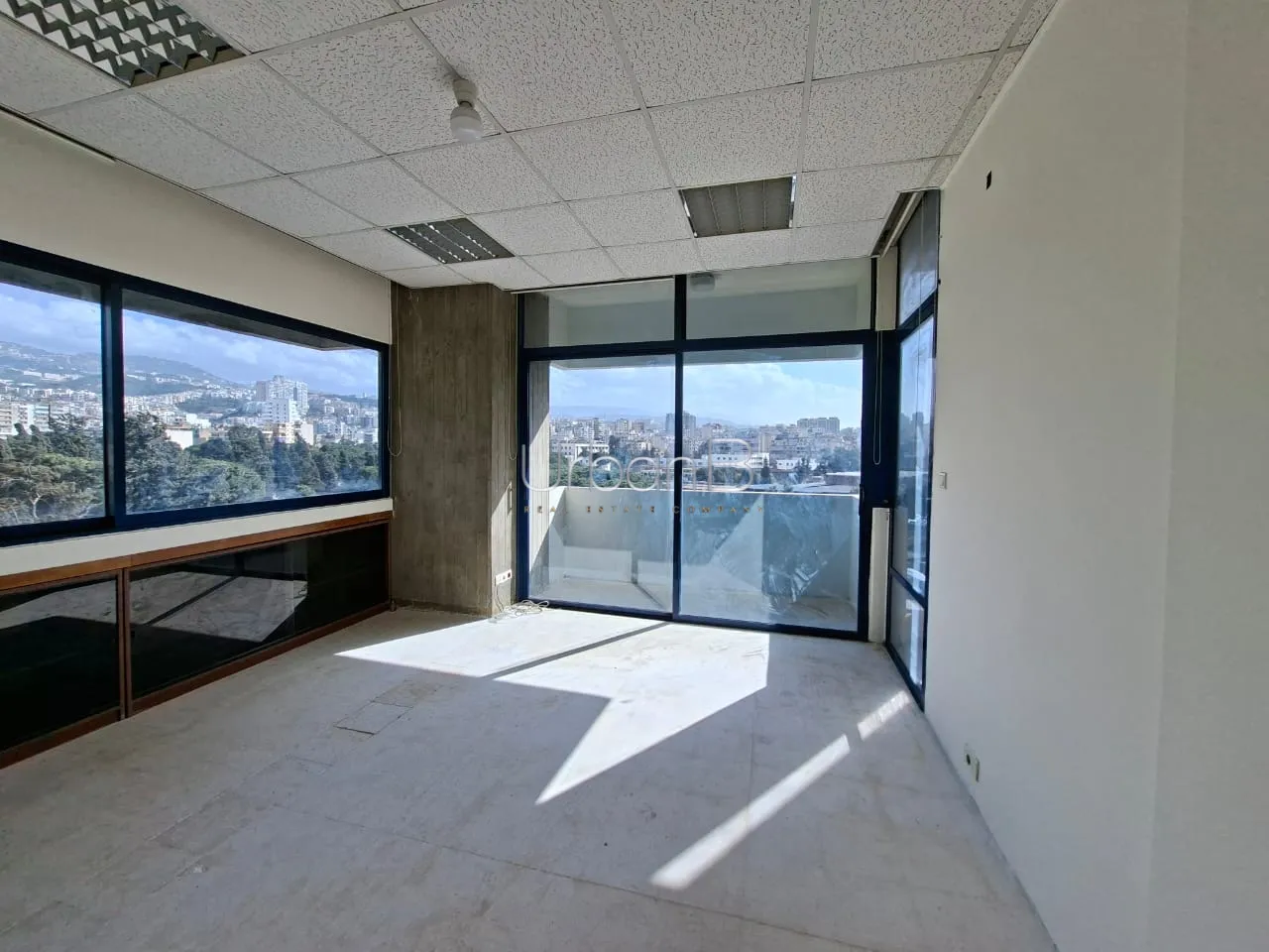 Office for rent in Dekwaneh, lebanon