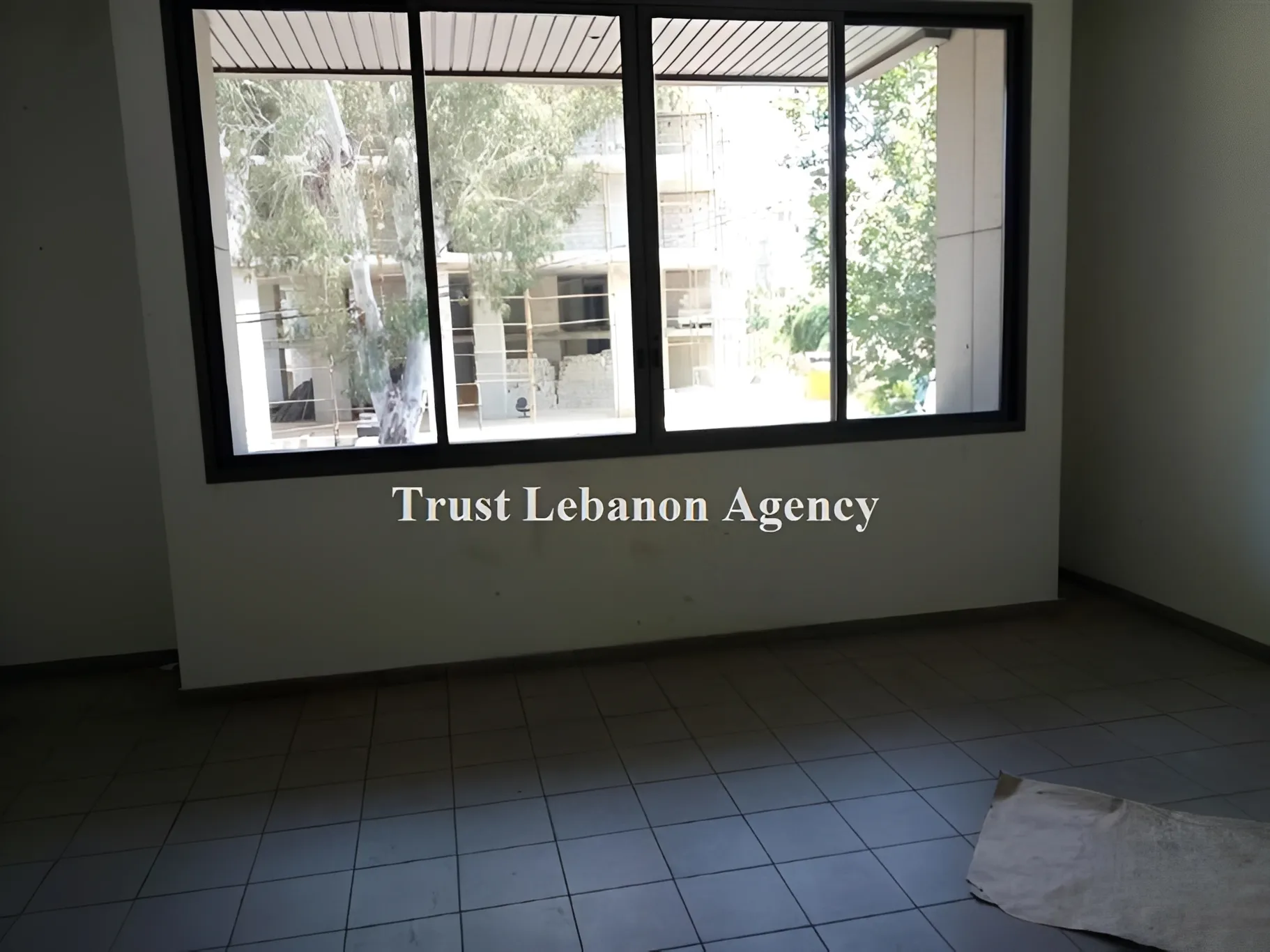 Commercial Property For Rent in Baabda, Hazmieh