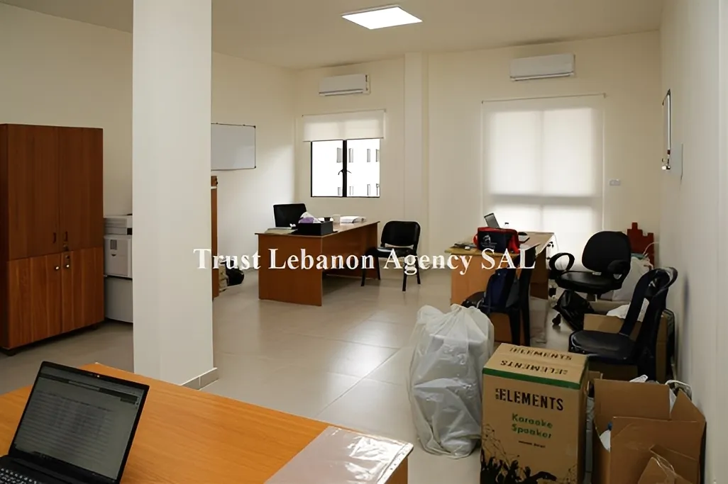 Office For Rent in Metn, Dekweneh