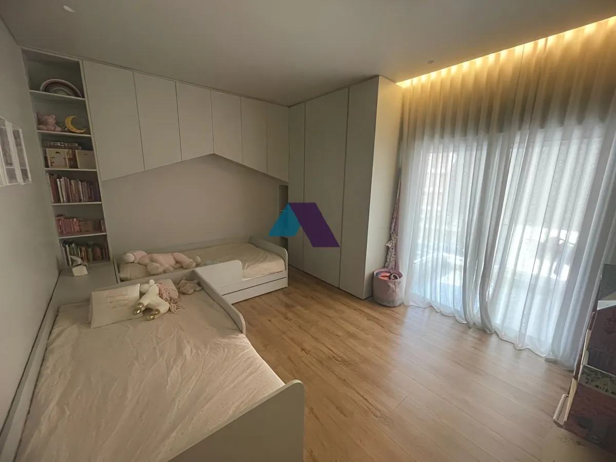 Apartment for Sale in Hamra
