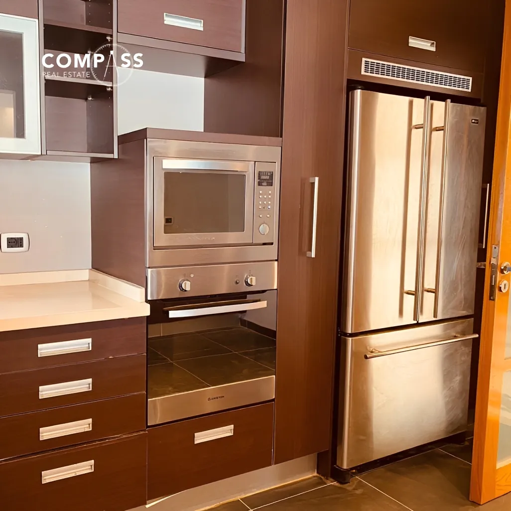 Apartment for rent in Ramlet El Baida, Bayrut, Lebanon - 3 bed, 5 bath