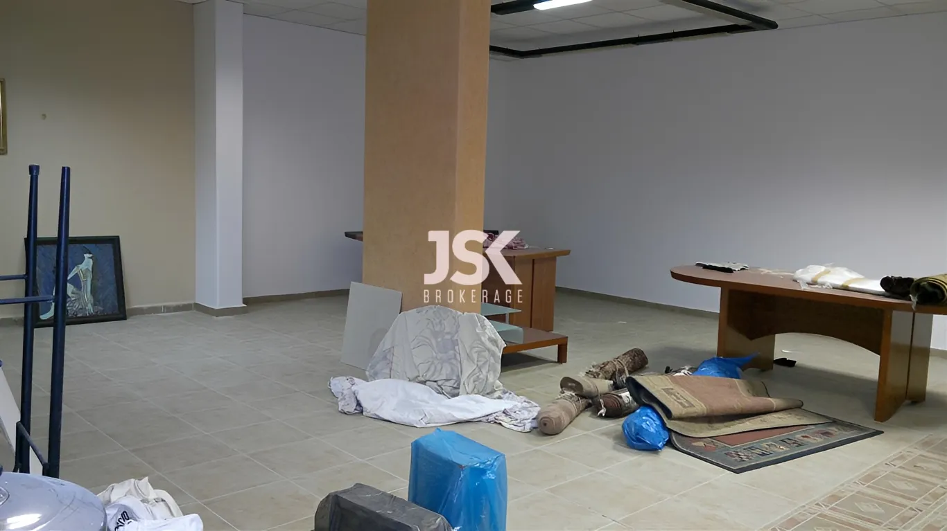 Office for Rent in Bsalim