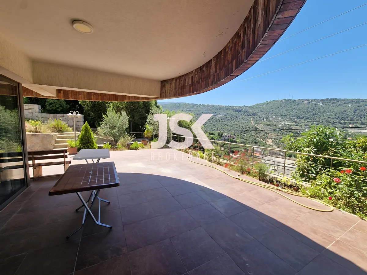 Triplex for Sale in Bchelli, Lebanon