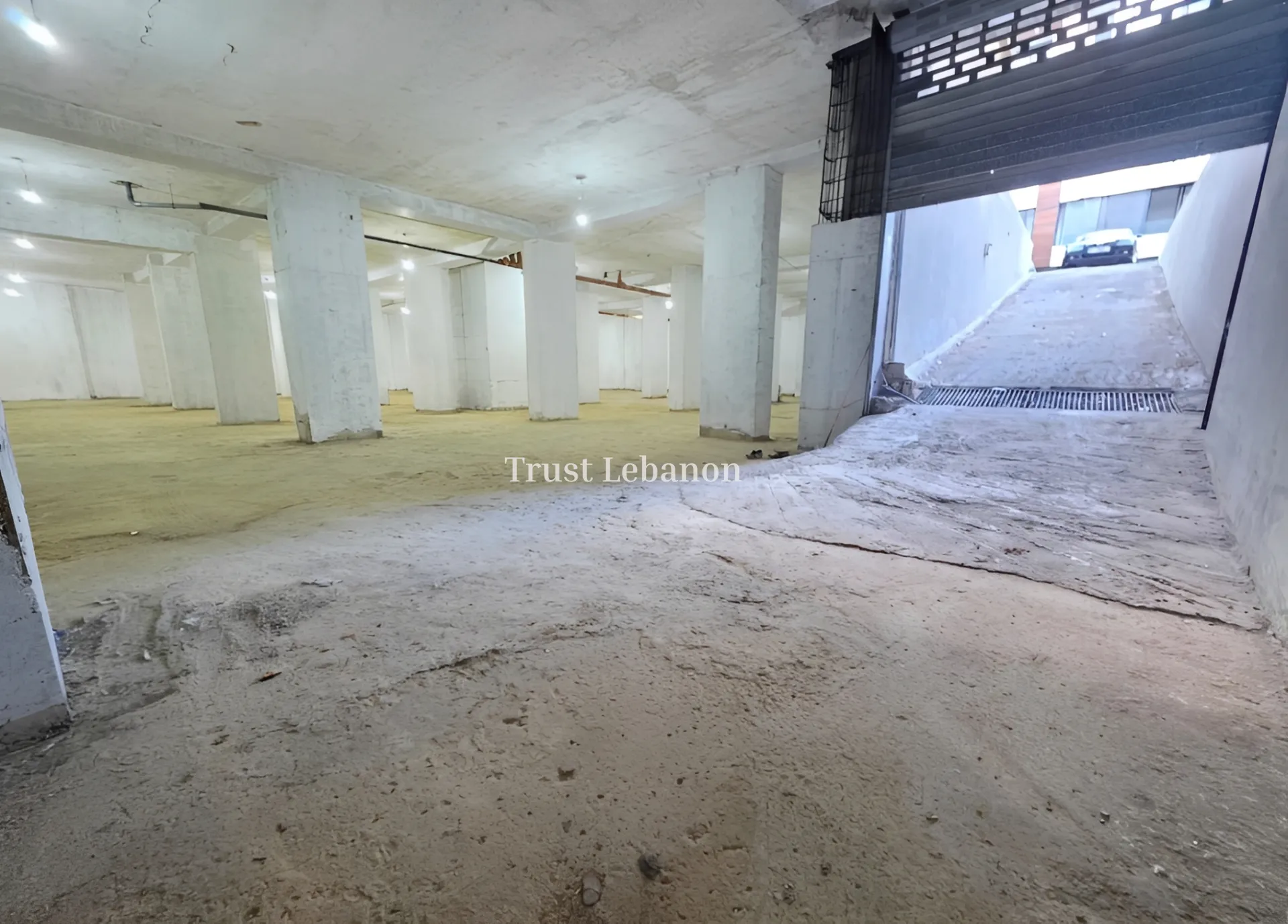 Warehouse for sale in Hazmieh, Lebanon