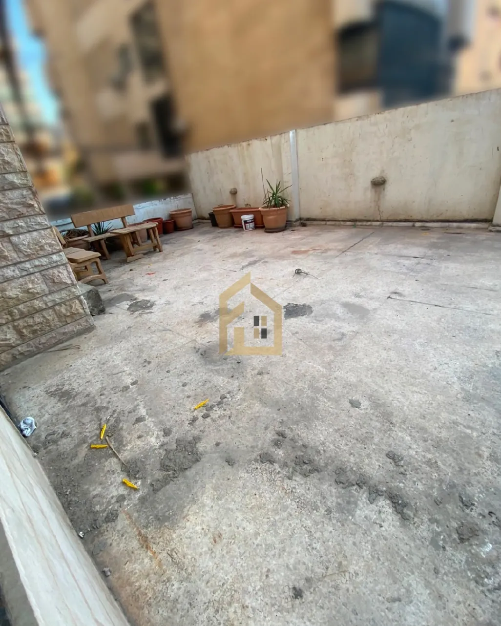 Office for rent in Bir Hasan, Lebanon