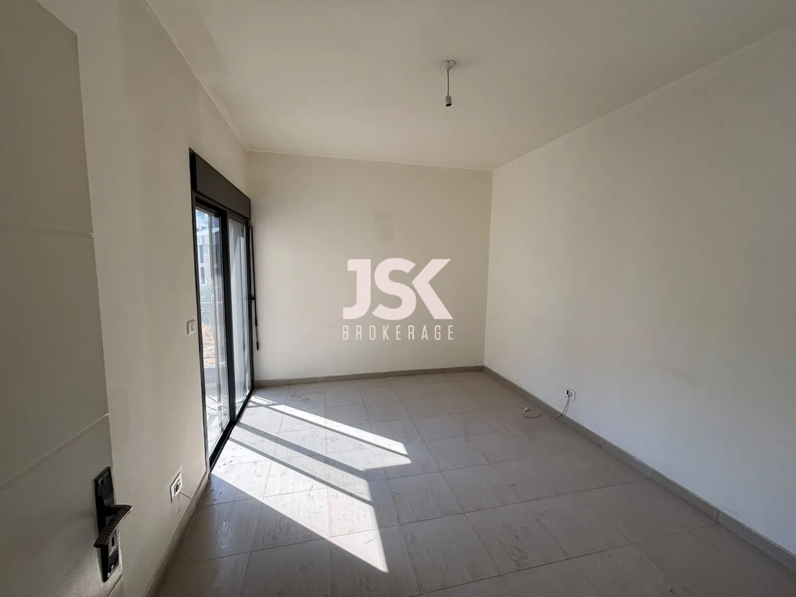 Apartment for Sale in Dekwaneh