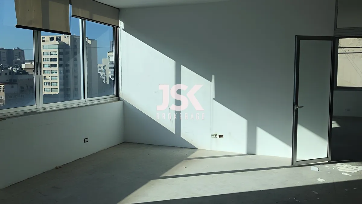 Office for Sale in Verdun
