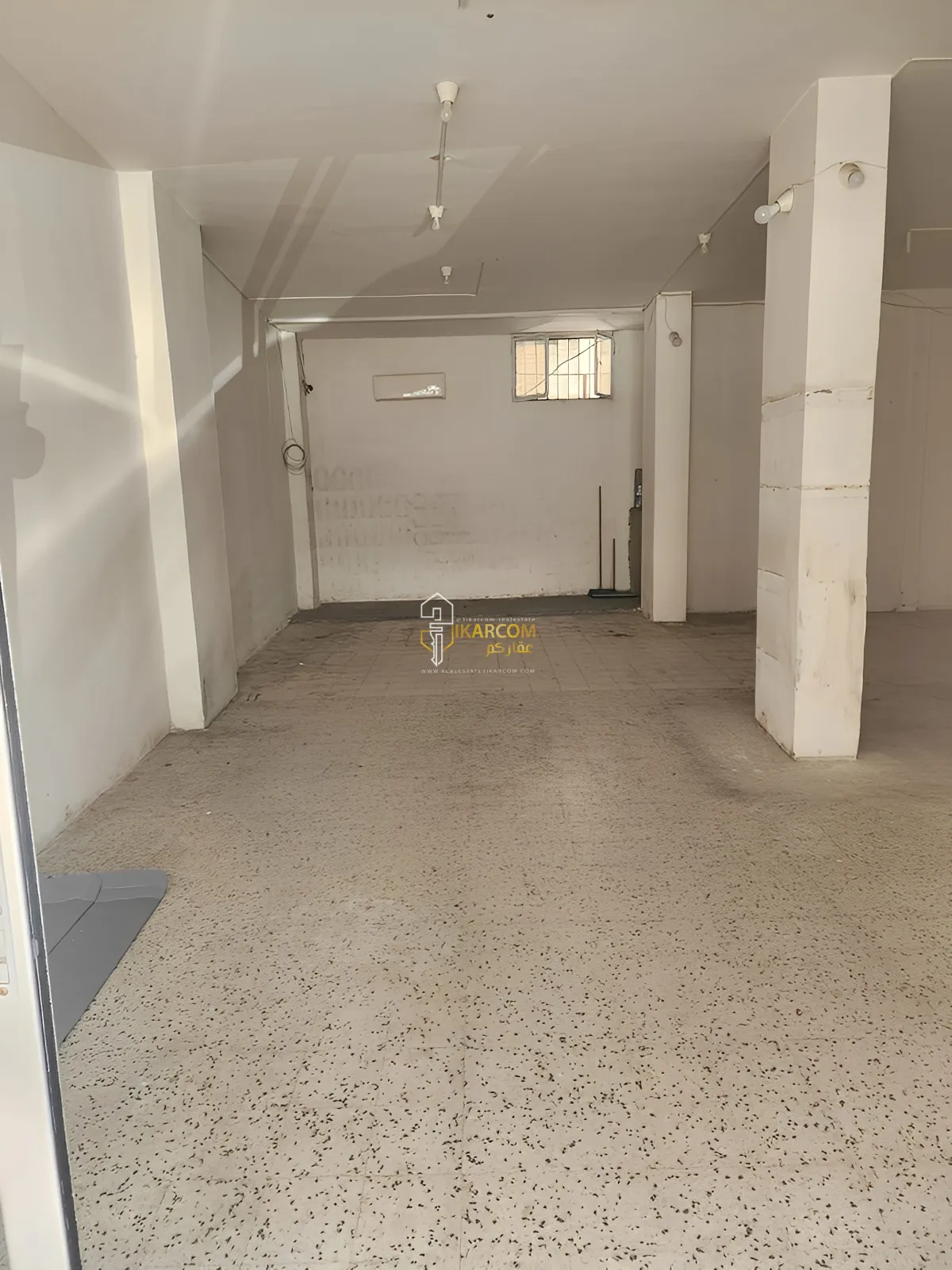 Shop For Rent in Jdeideh