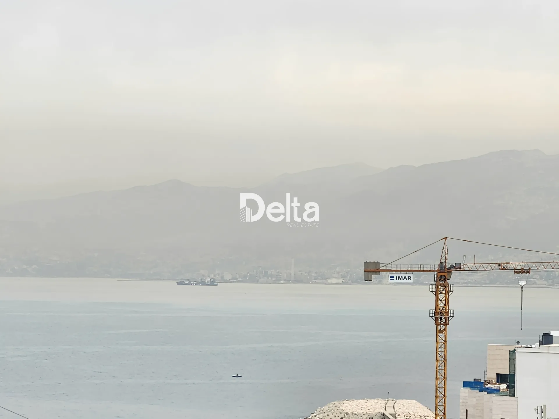 Residential in Ain Al Mraiseh, baabda - 2 bed, 3.0 bath