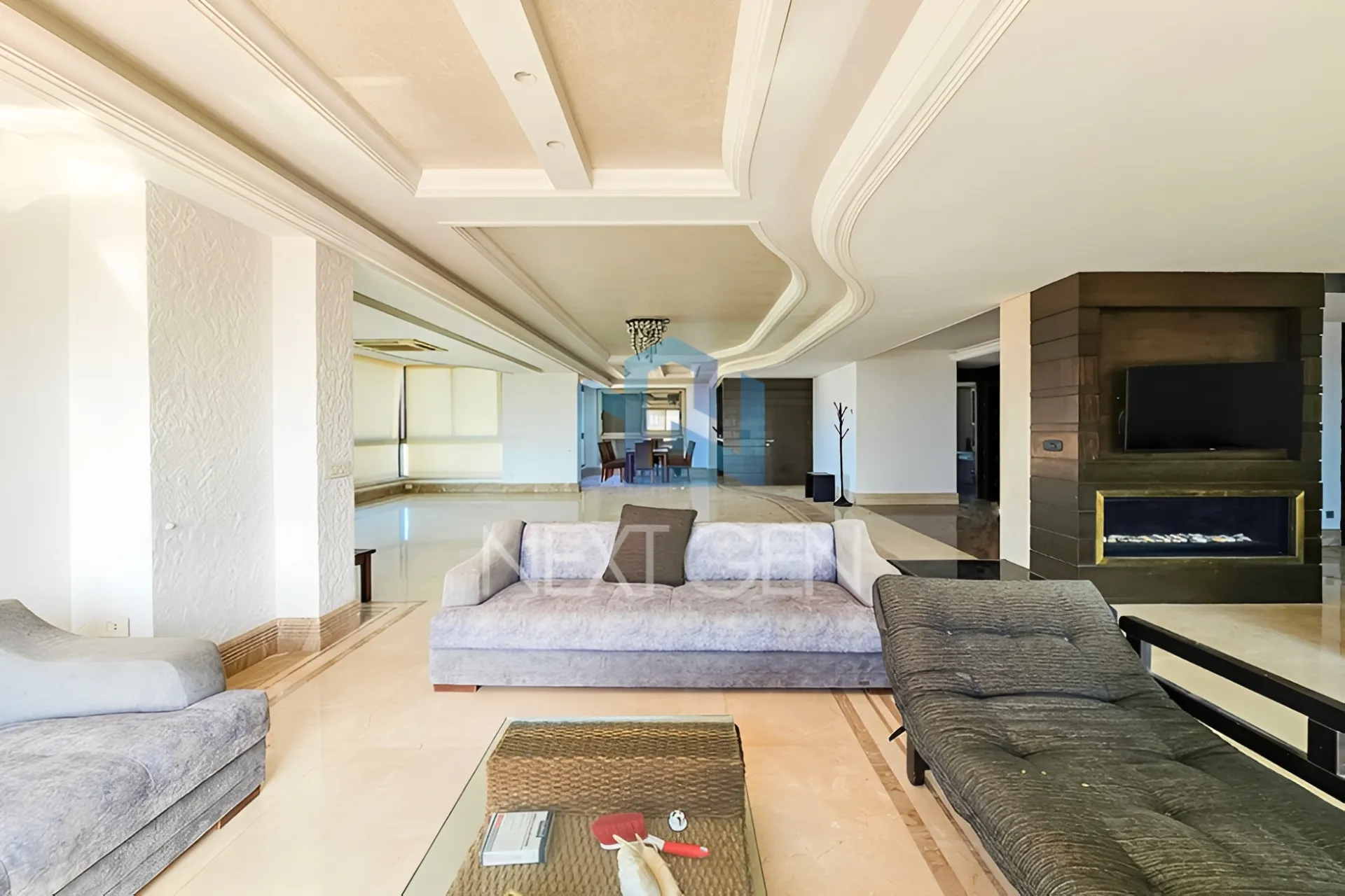 Apartment for rent in Kraytem, Beirut, Lebanon - 4 bed, 6 bath