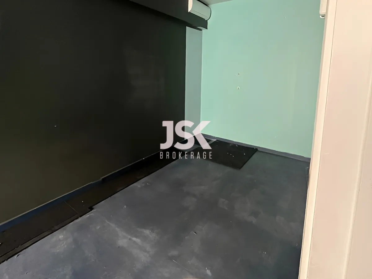 Office for Rent in Achrafieh