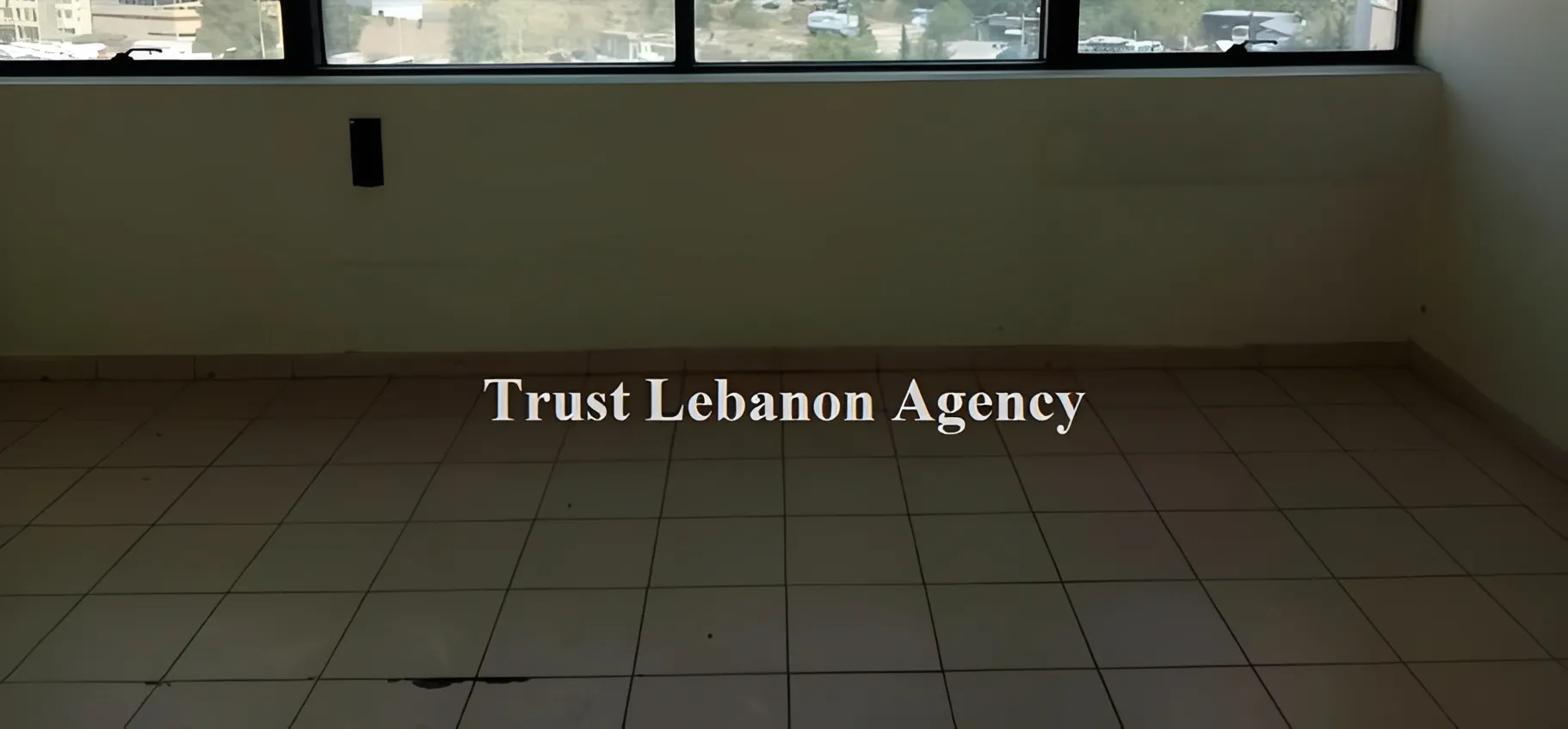 Office for rent in Baabda, Furn Al Chebak
