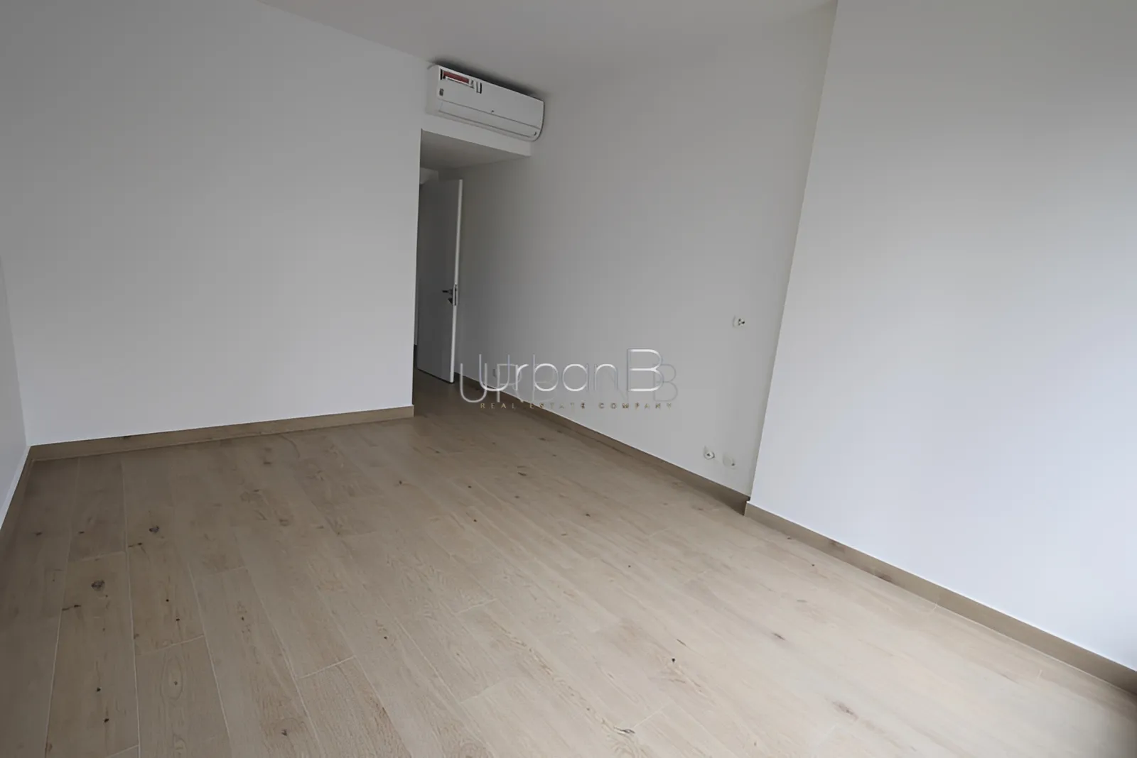 Residential in Sakiet el janzeer, beirut, lebanon