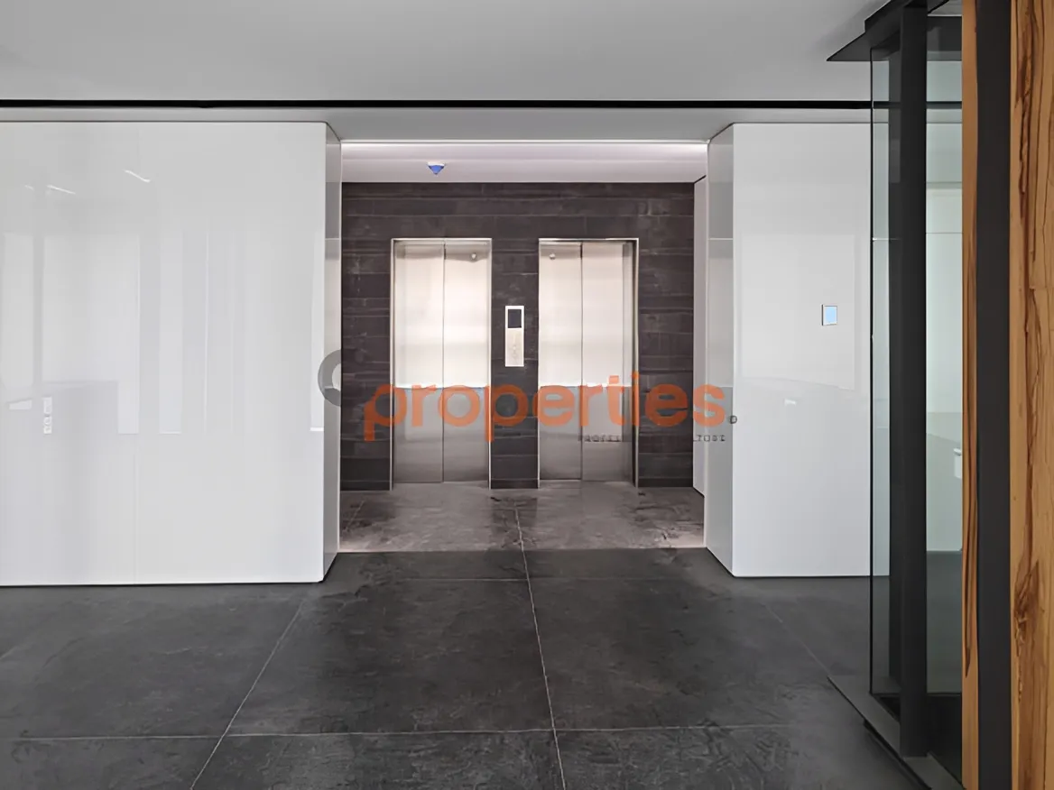Office for Rent in Horch Tabet