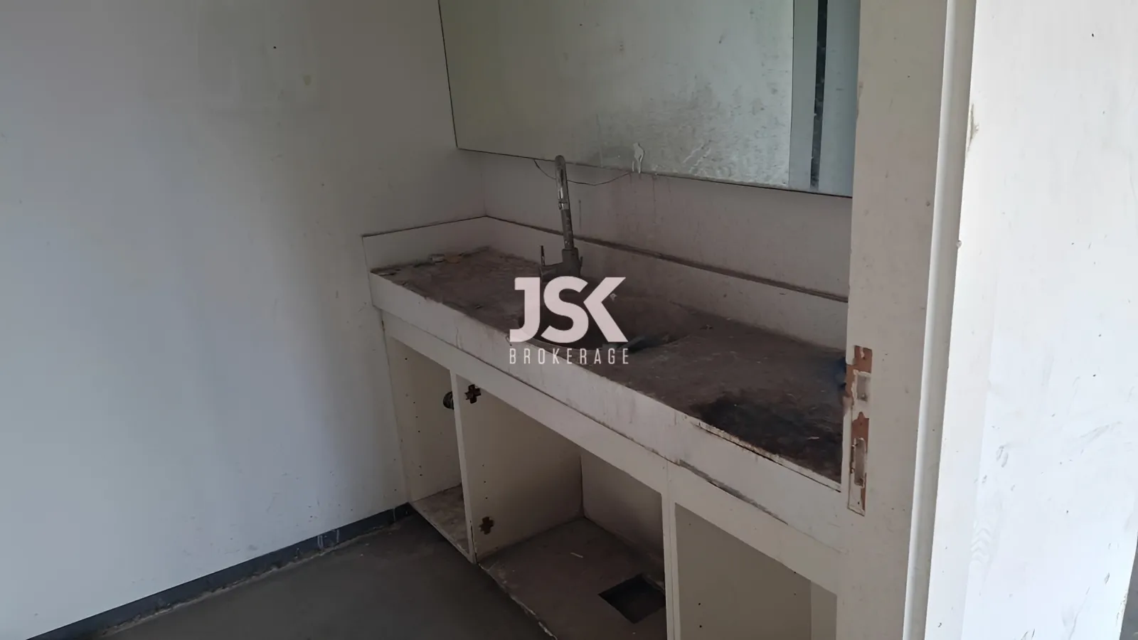 Office for Rent in Downtown
