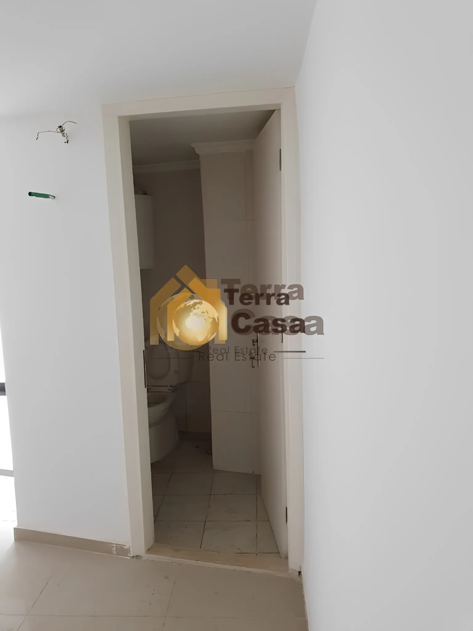 Office for sale in Kaslik