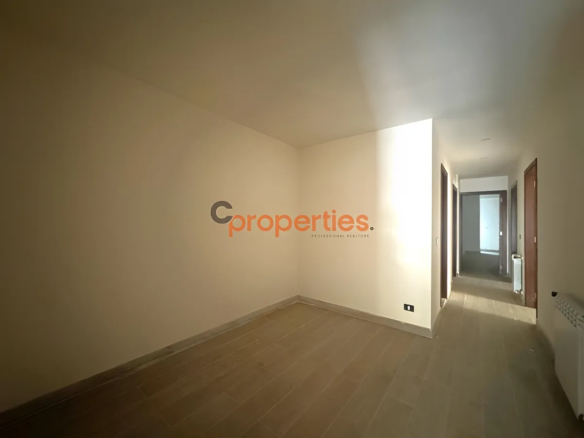 Apartment for Sale in Ain Saadeh
