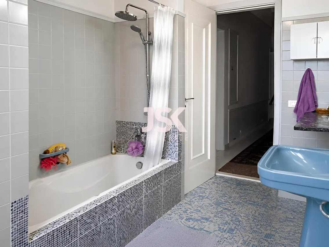 Villa for Sale in Baabdat
