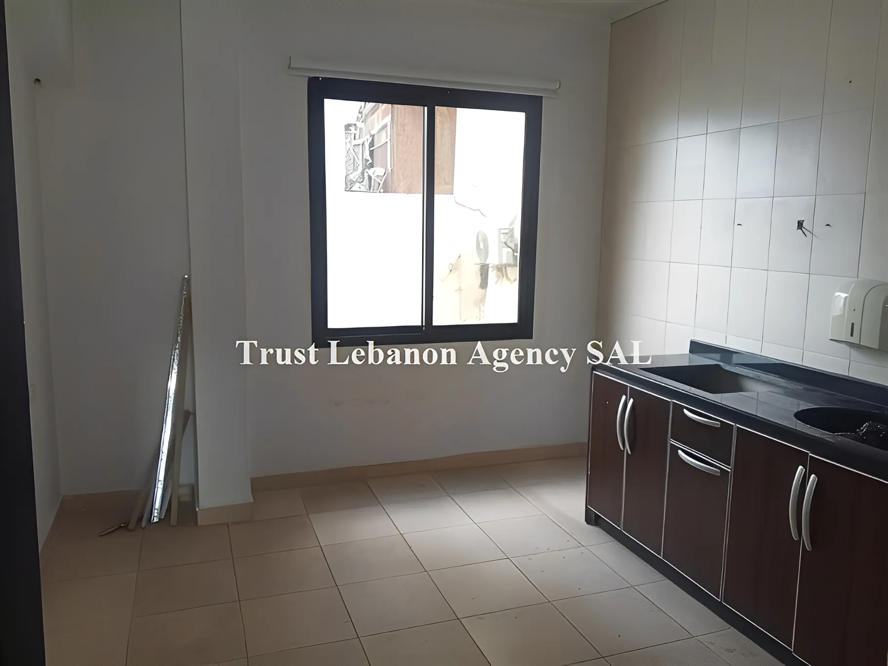 Office for rent in Beirut, Saifi