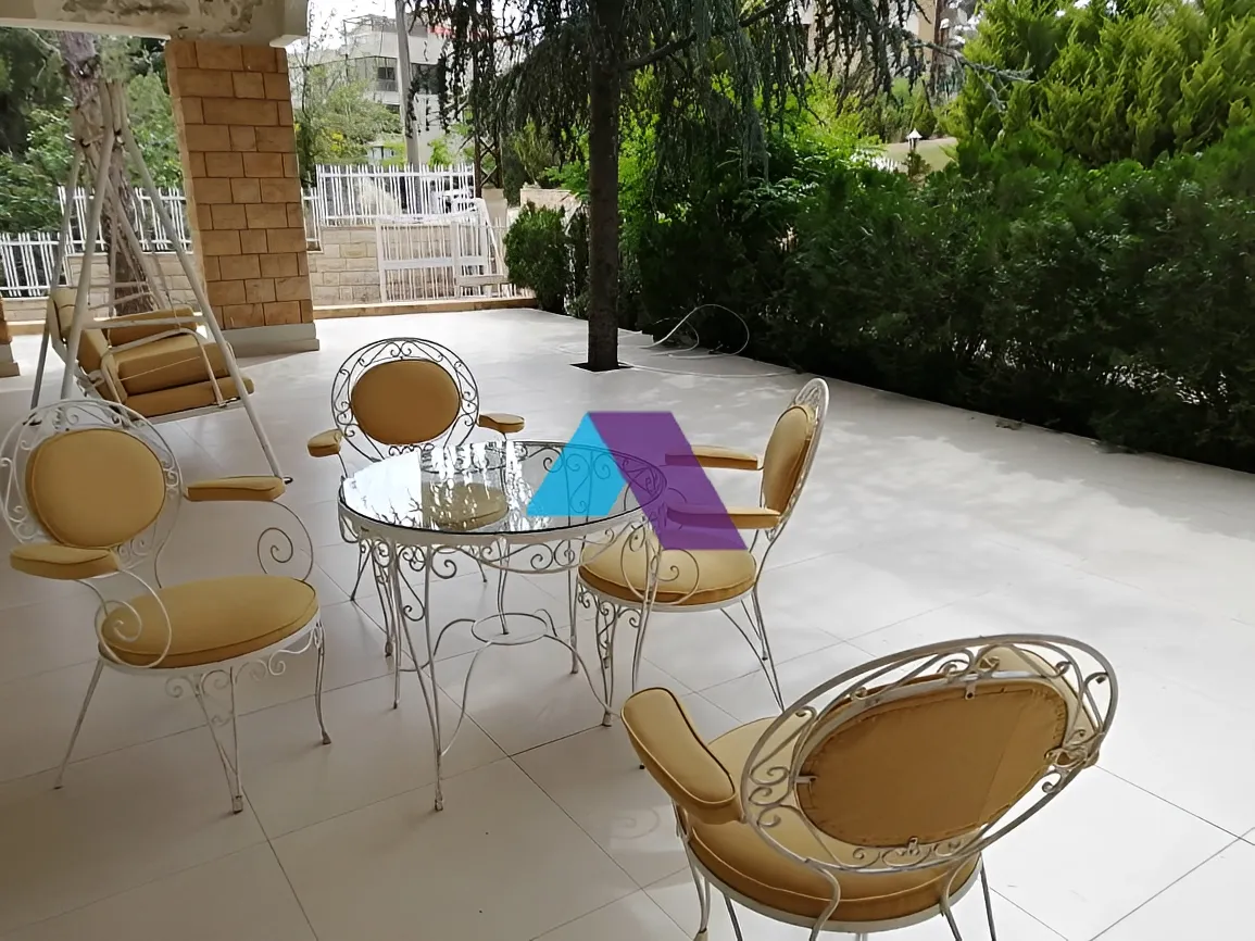 Villa for Sale in Baabdat - 6 bed, 4 bath