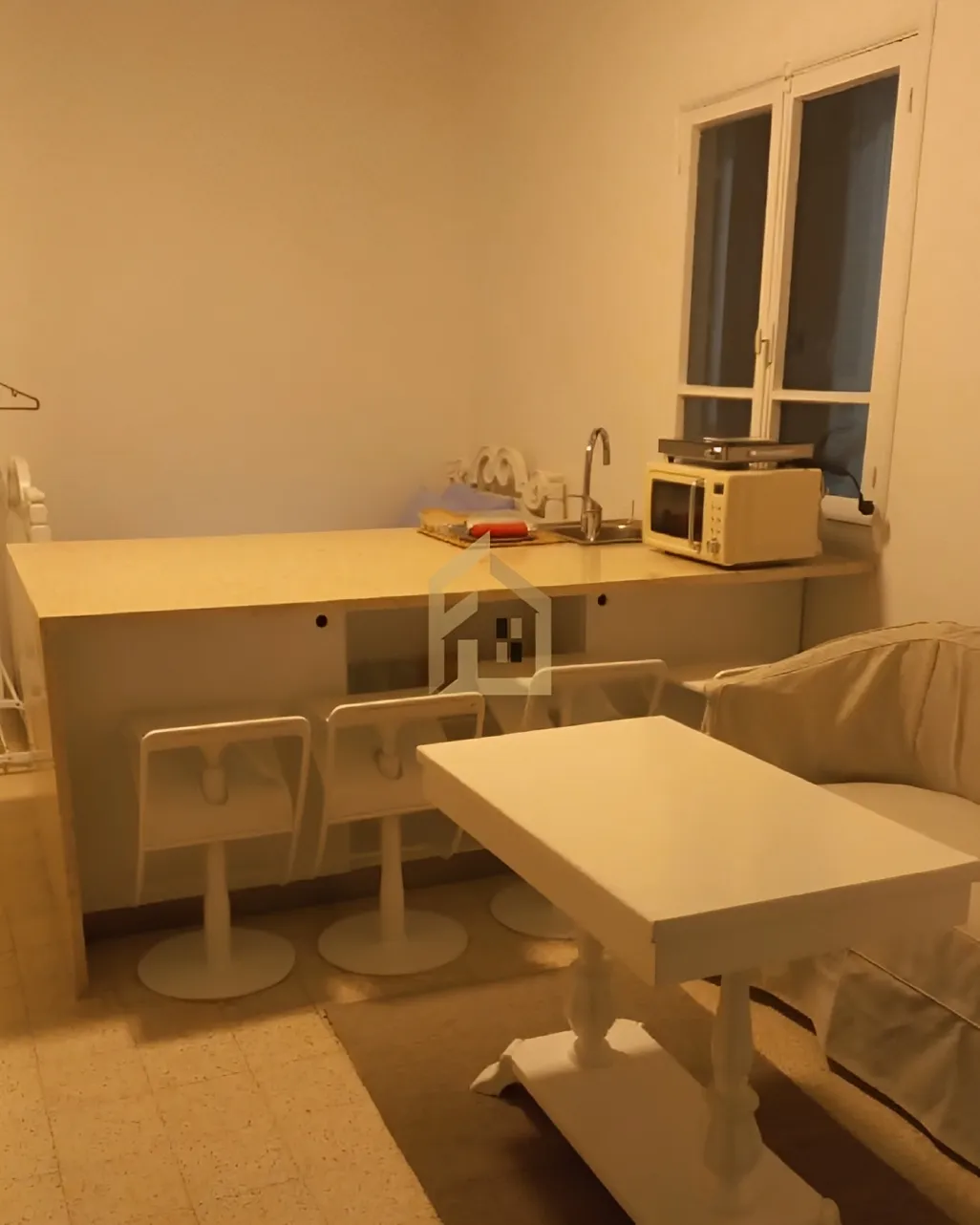 Studio for rent in Achrafieh, Beirut, Lebanon - 1 bed, 1 bath