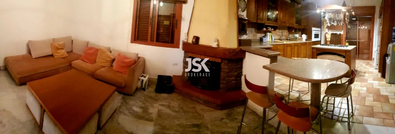 Villa for Sale in Rayfoun