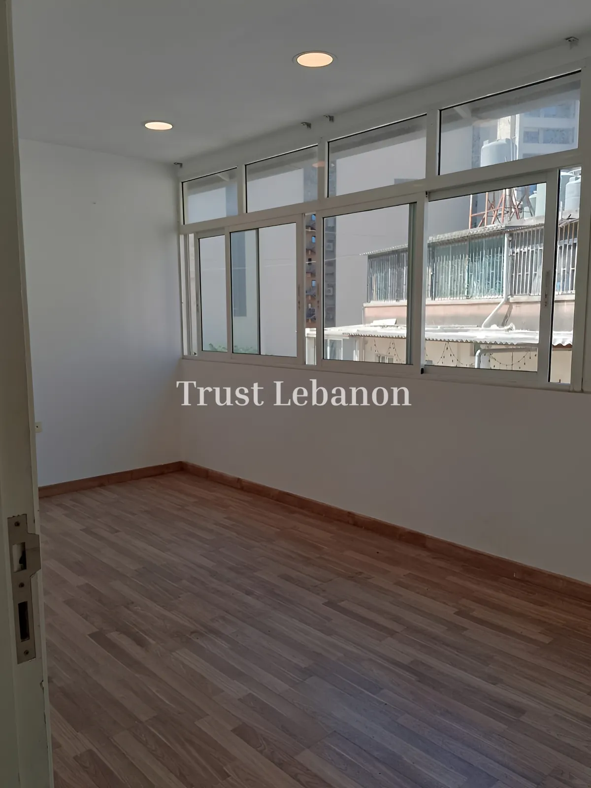 Office for rent in Monot, Beirut, Lebanon