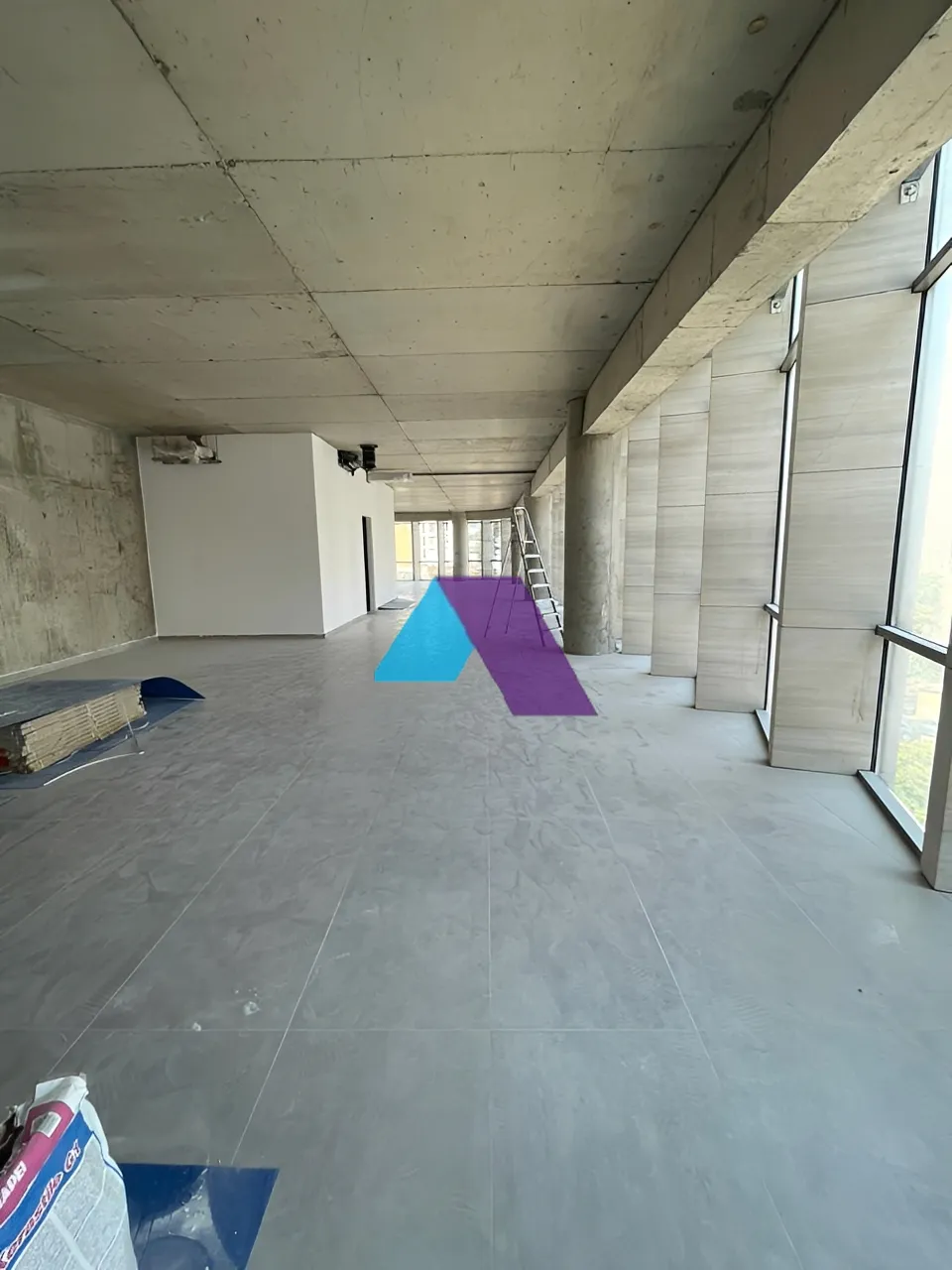 Office for rent in Saifi Village