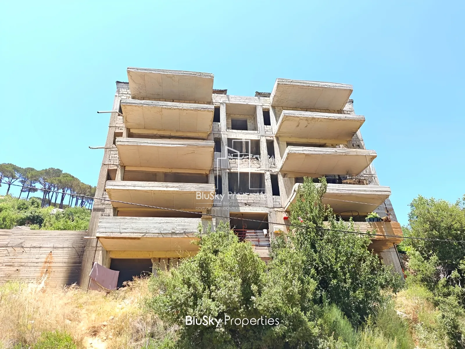 Building for Sale in Bteghrine