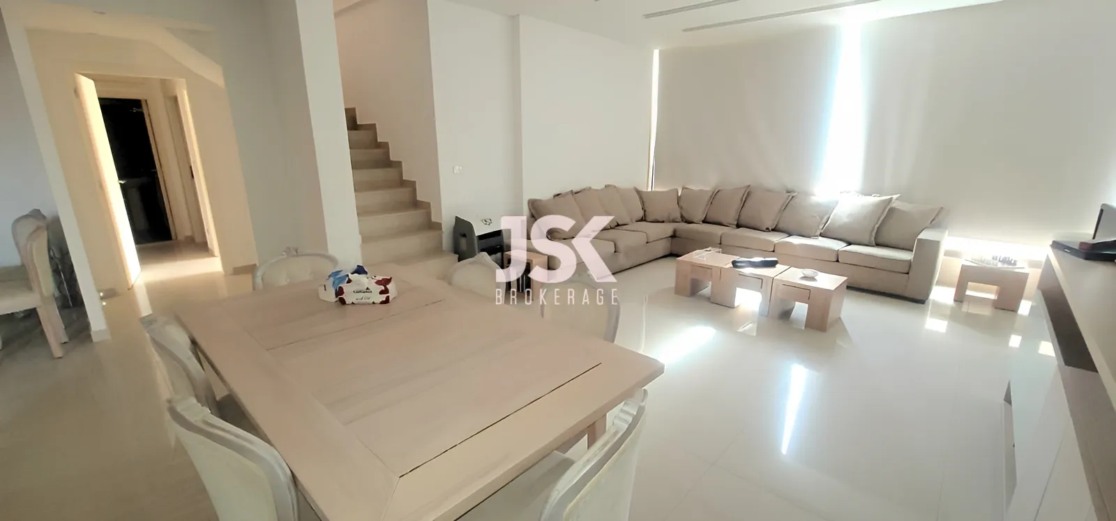 Apartment for Sale in 4M33+G7V - 3 bed, 3 bath