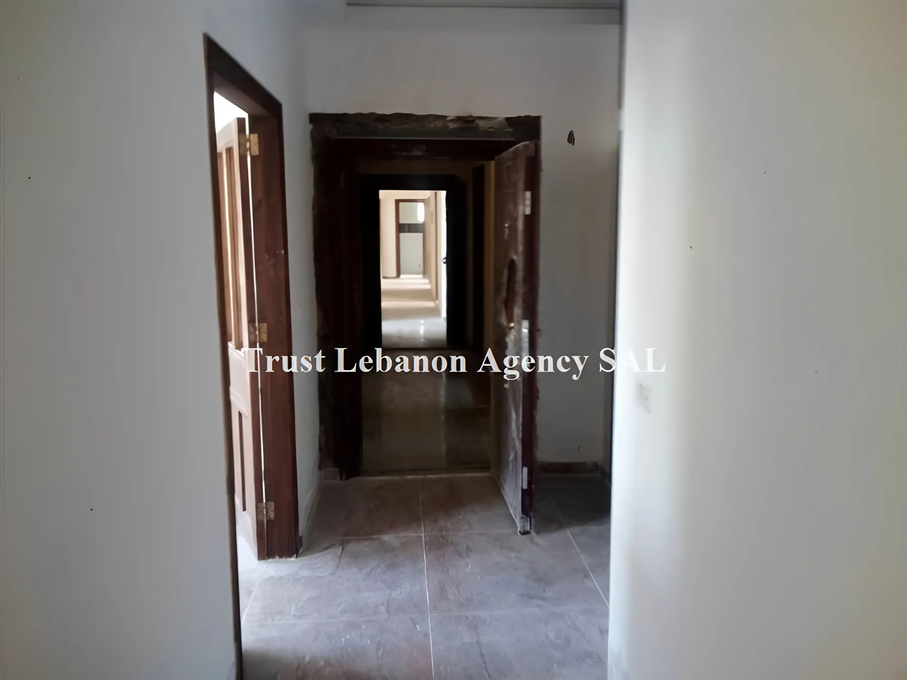 Apartment for Sale in Chouaifet El Aamroussieh