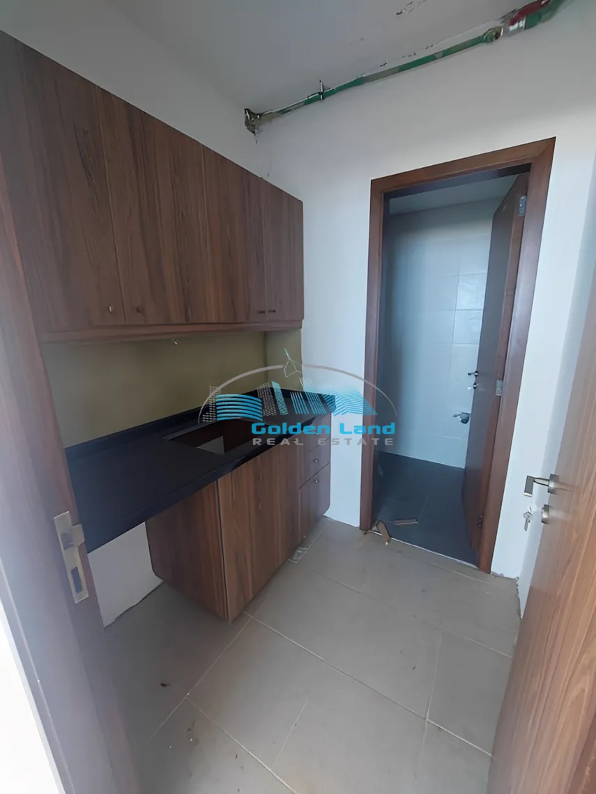 Office for rent in Dbayeh