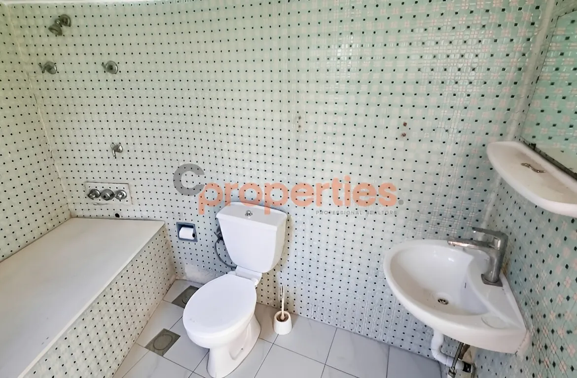 Office for Rent in Achrafieh