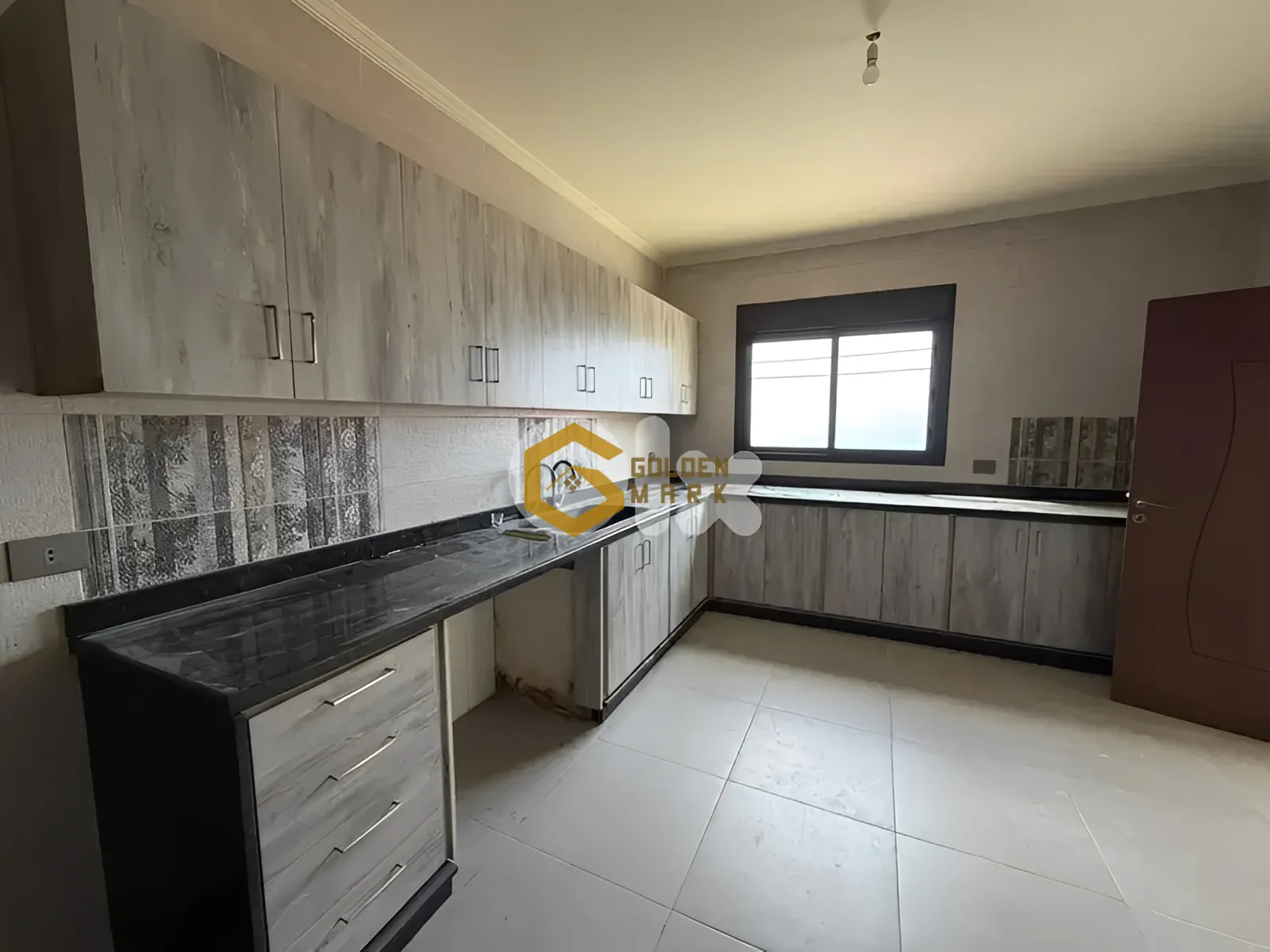Apartment for Sale in Blat