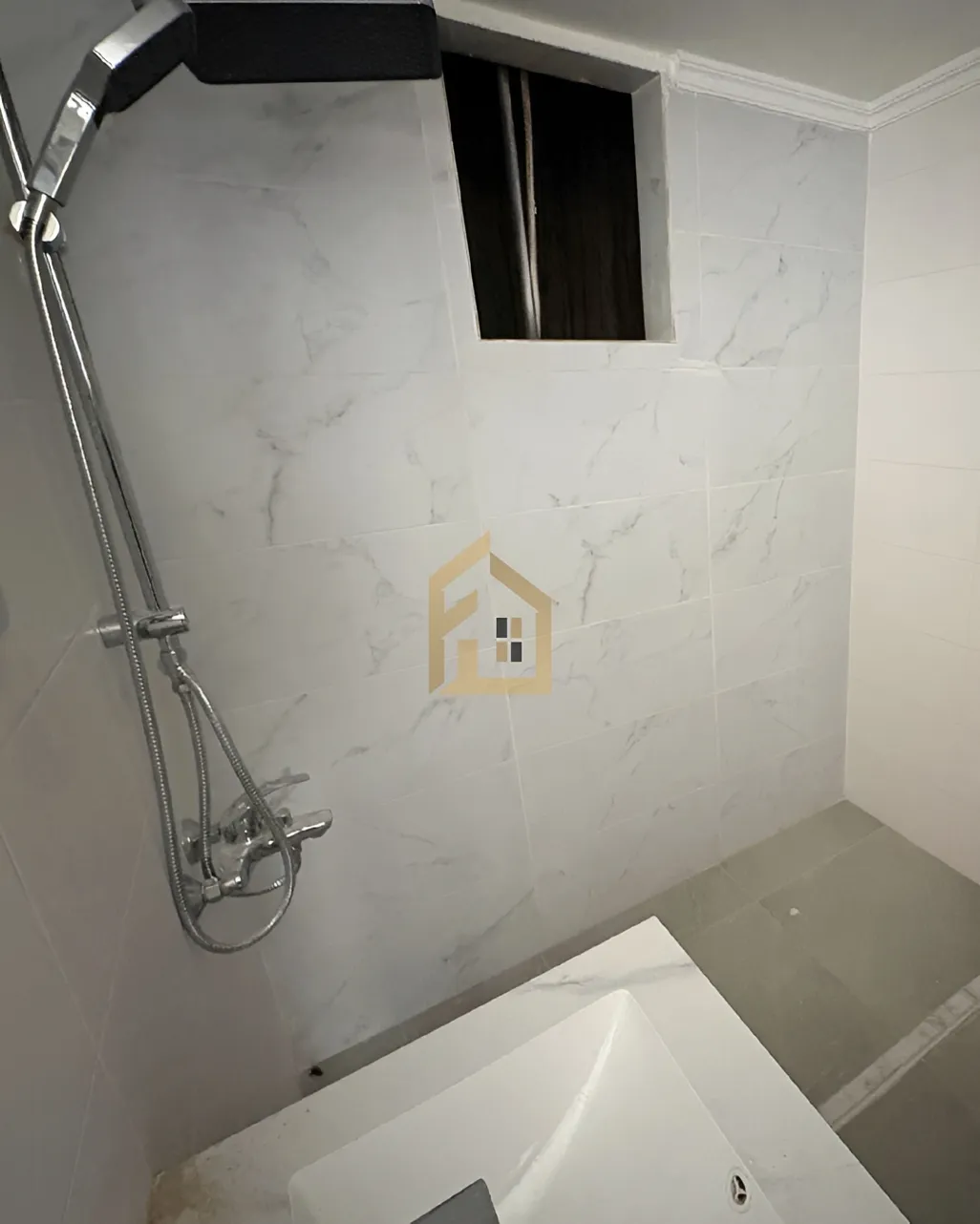 Apartment for rent in Kraytem, Beirut, Lebanon