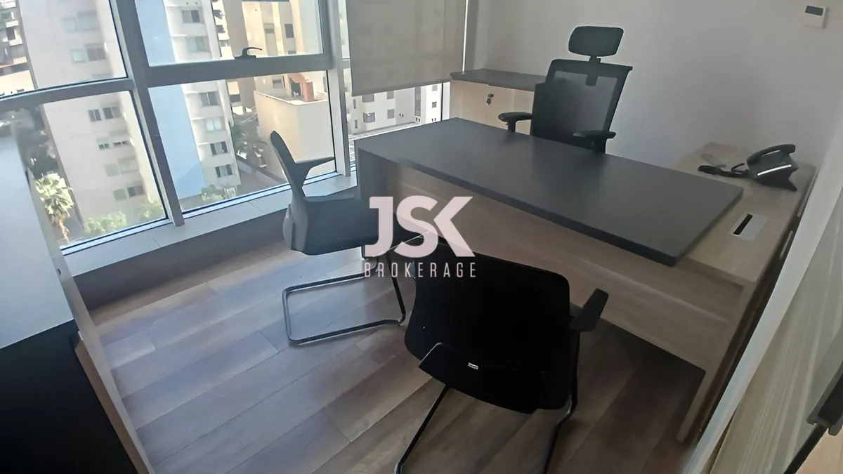 Office for rent in Sin El Fil