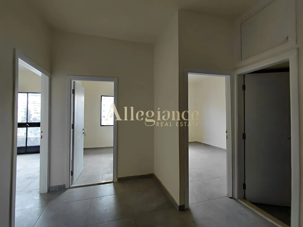 Office for rent in Sad El Baouchriyeh