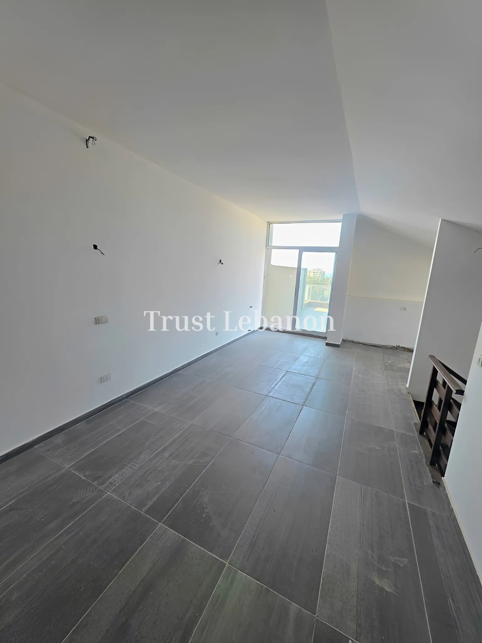 Duplex for Sale in Metn Dbayeh Lebanon