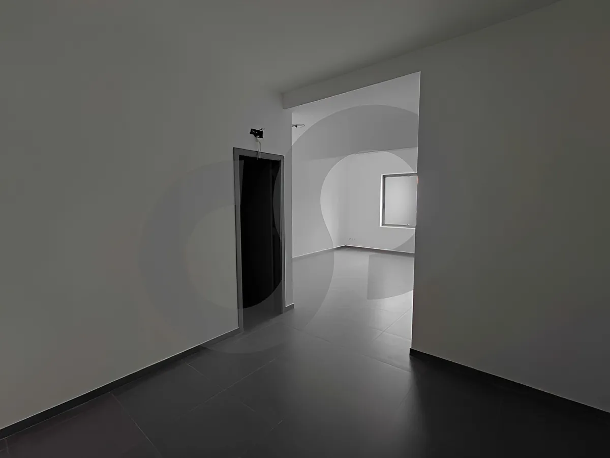 Office for rent in Dekwaneh
