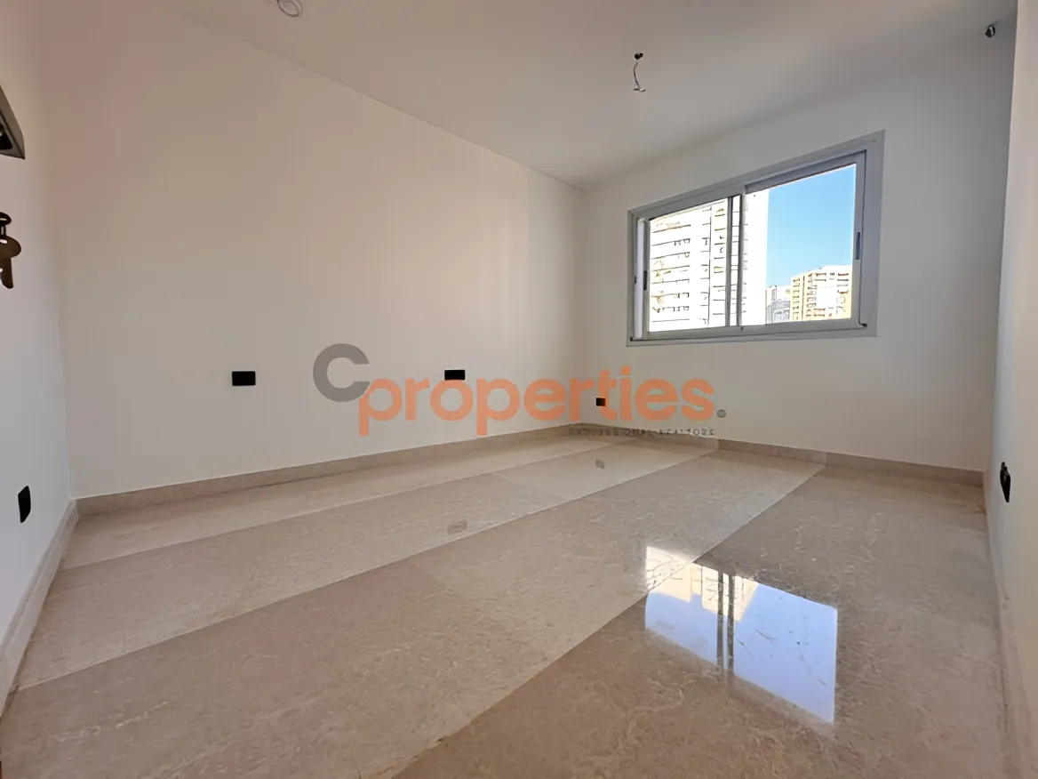 Apartment for Sale in Raoucheh