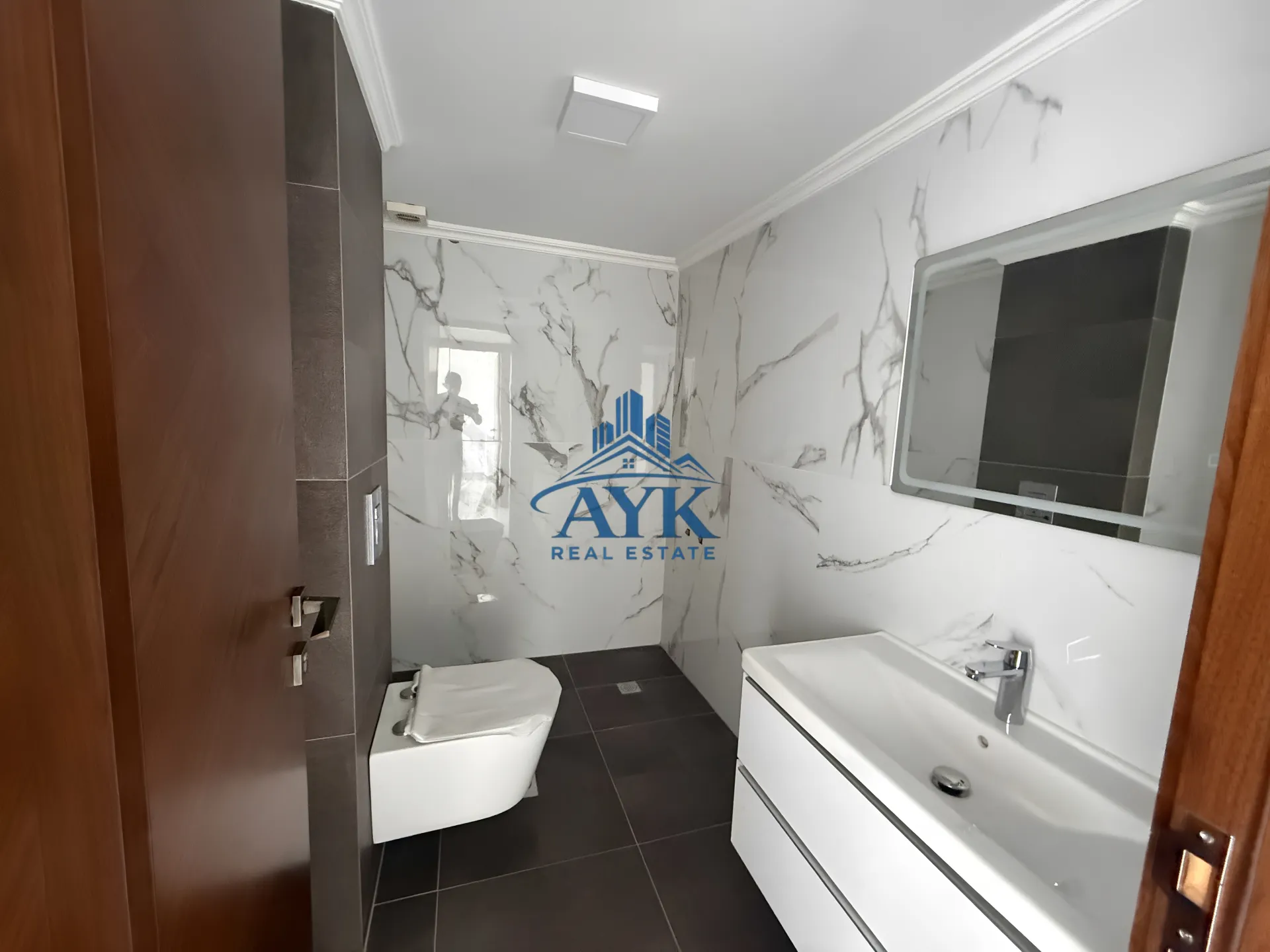 Duplex for sale in Jdeideh, lebanon