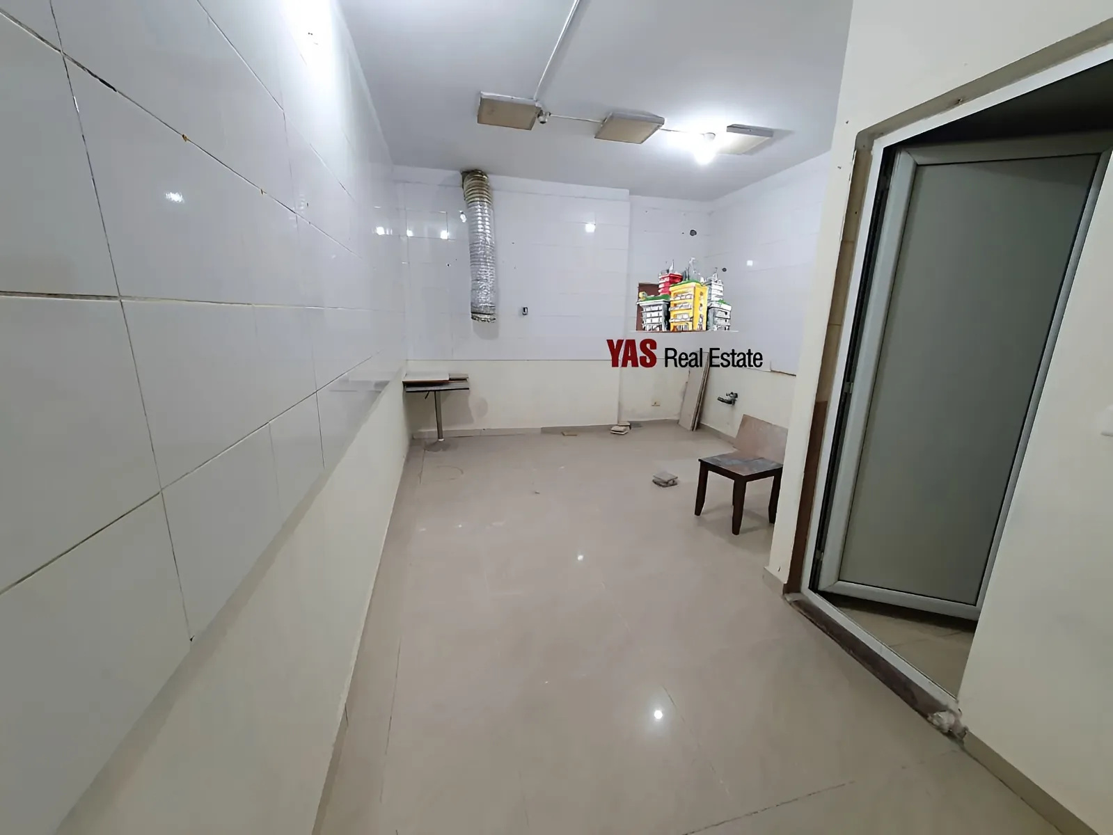 Shop for rent in Zouk Mikael