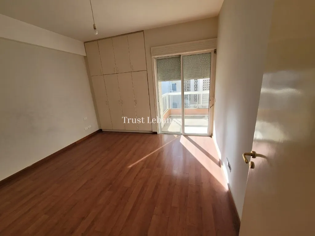 Apartment for rent in Achrafieh, Beirut, Lebanon - 4 bed, 3 bath